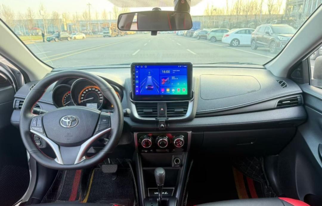 Toyota Yaris L Glamour X 1.5L CVT Leading PLUS