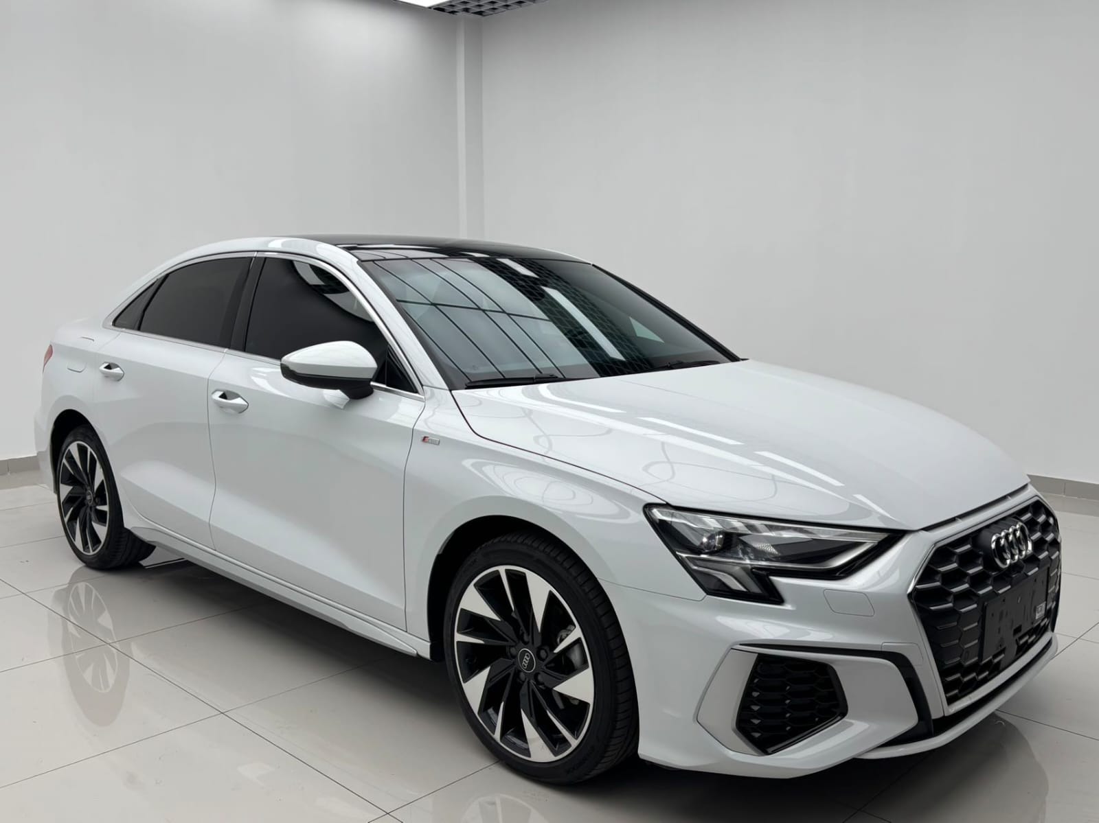 Audi A3L Limousine 35 TFSI Sport Style