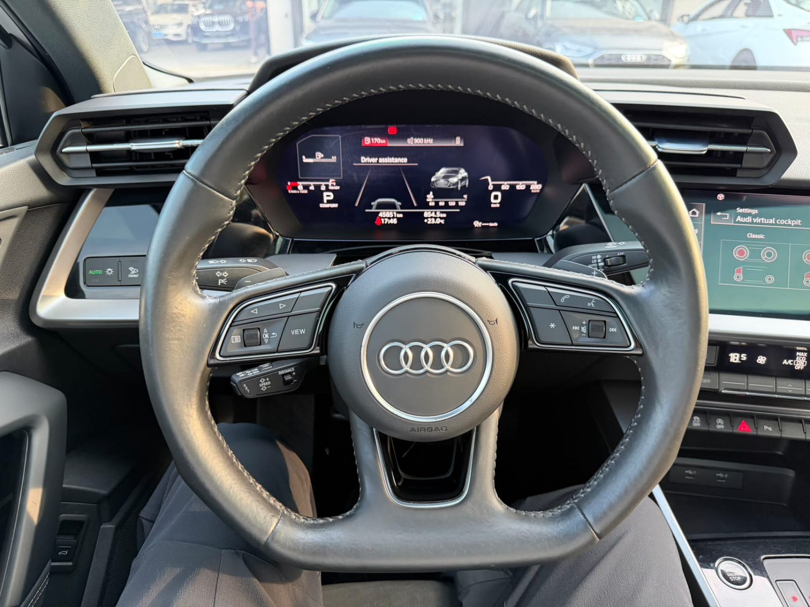 Audi A3L Limousine 35 TFSI Luxury Sport