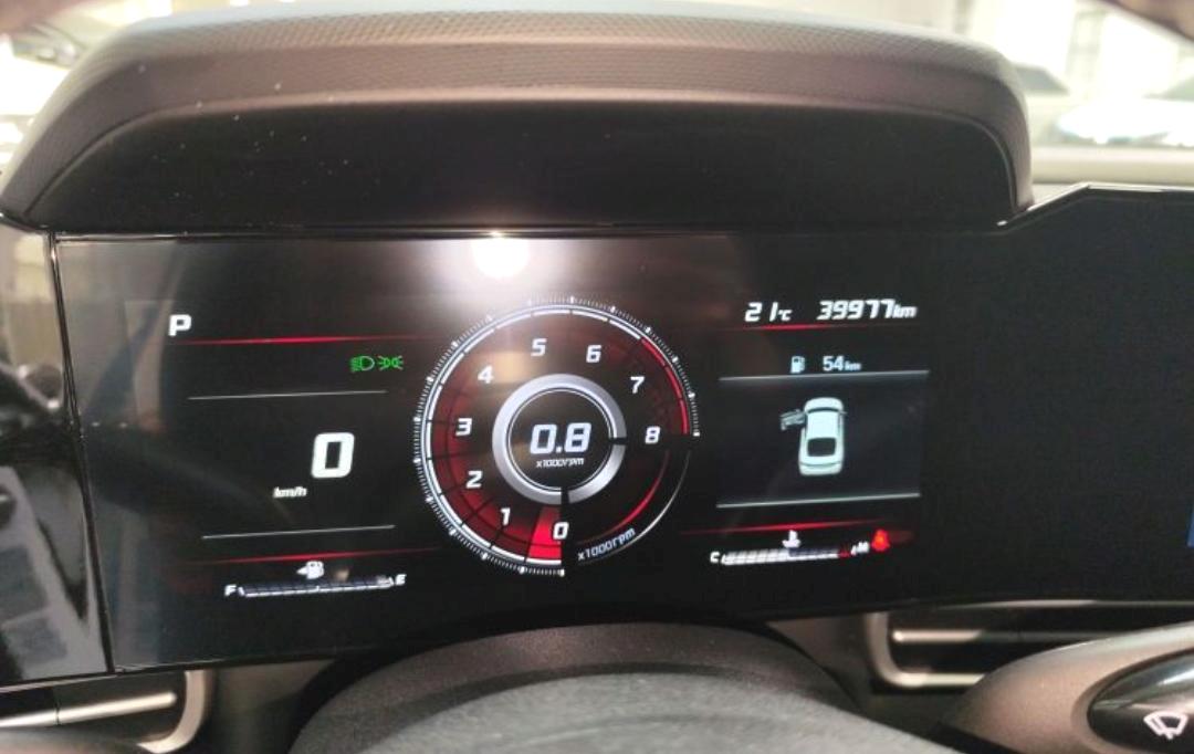 Hyundai Elantra 1.5L CVT LUX Premium Edition