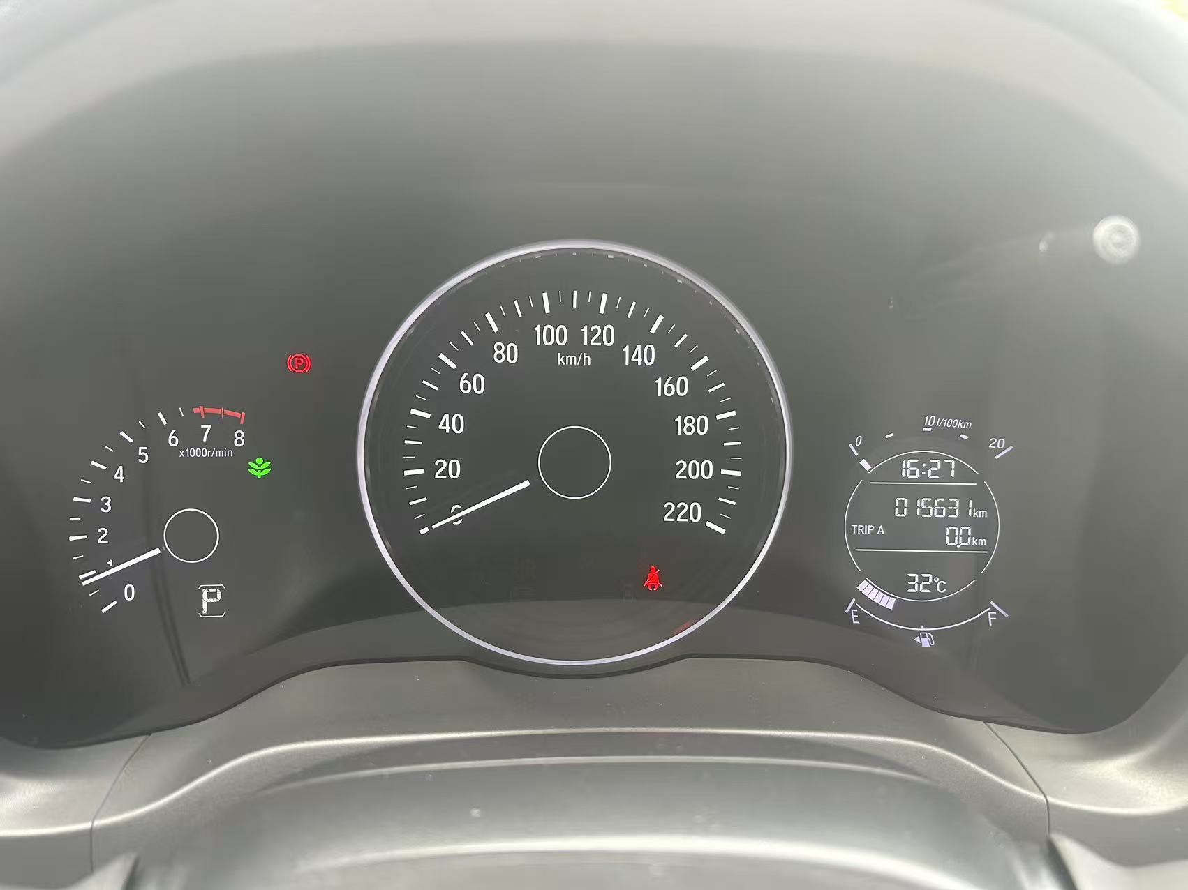 Honda Vezel 1.5L Pioneer