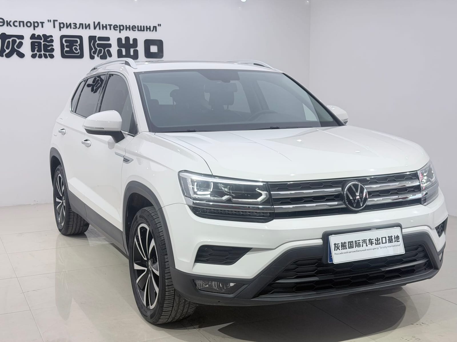 Volkswagen Tharu 280TSI Deluxe Edition