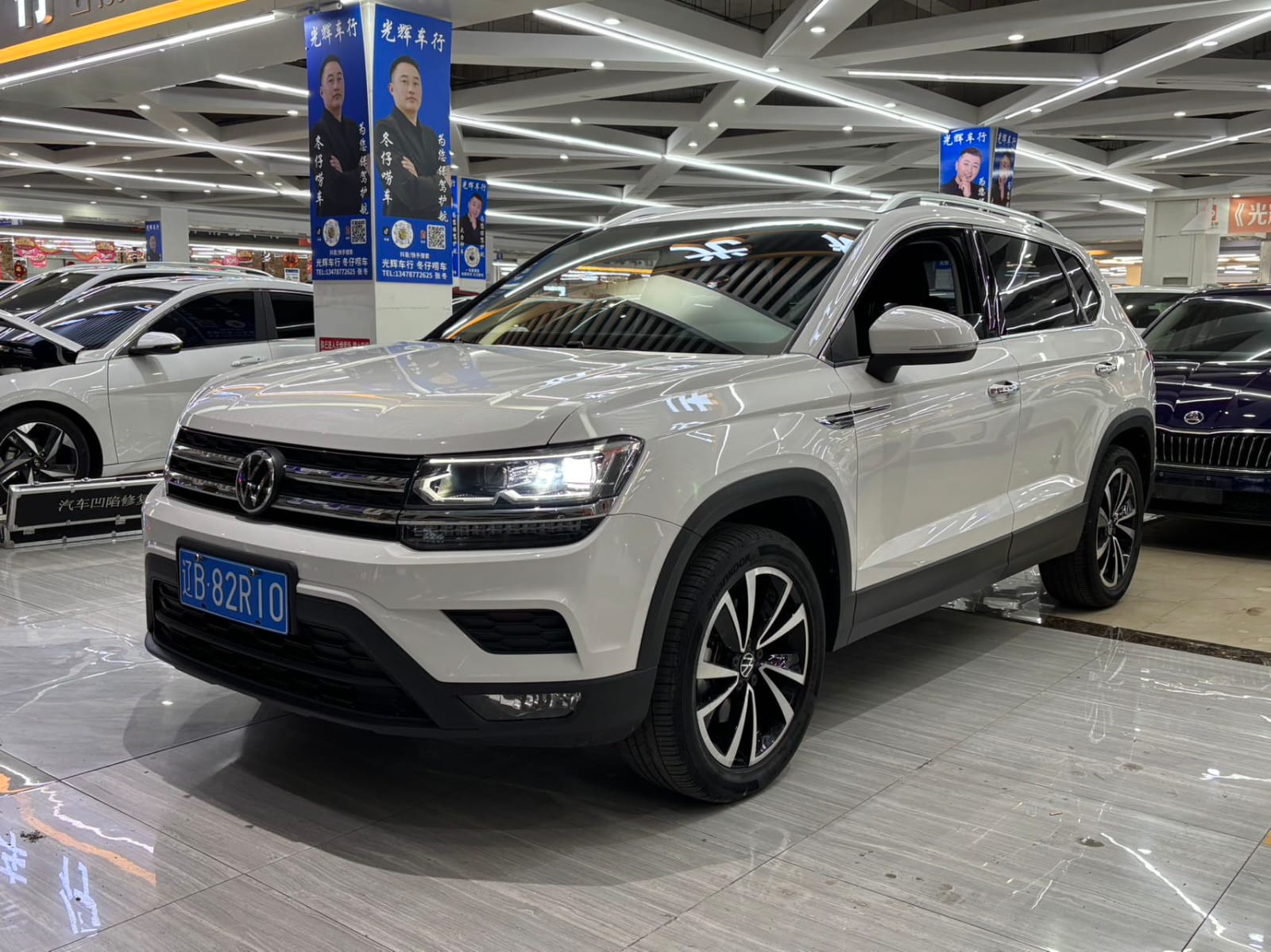 Volkswagen Tharu 280TSI Deluxe Edition