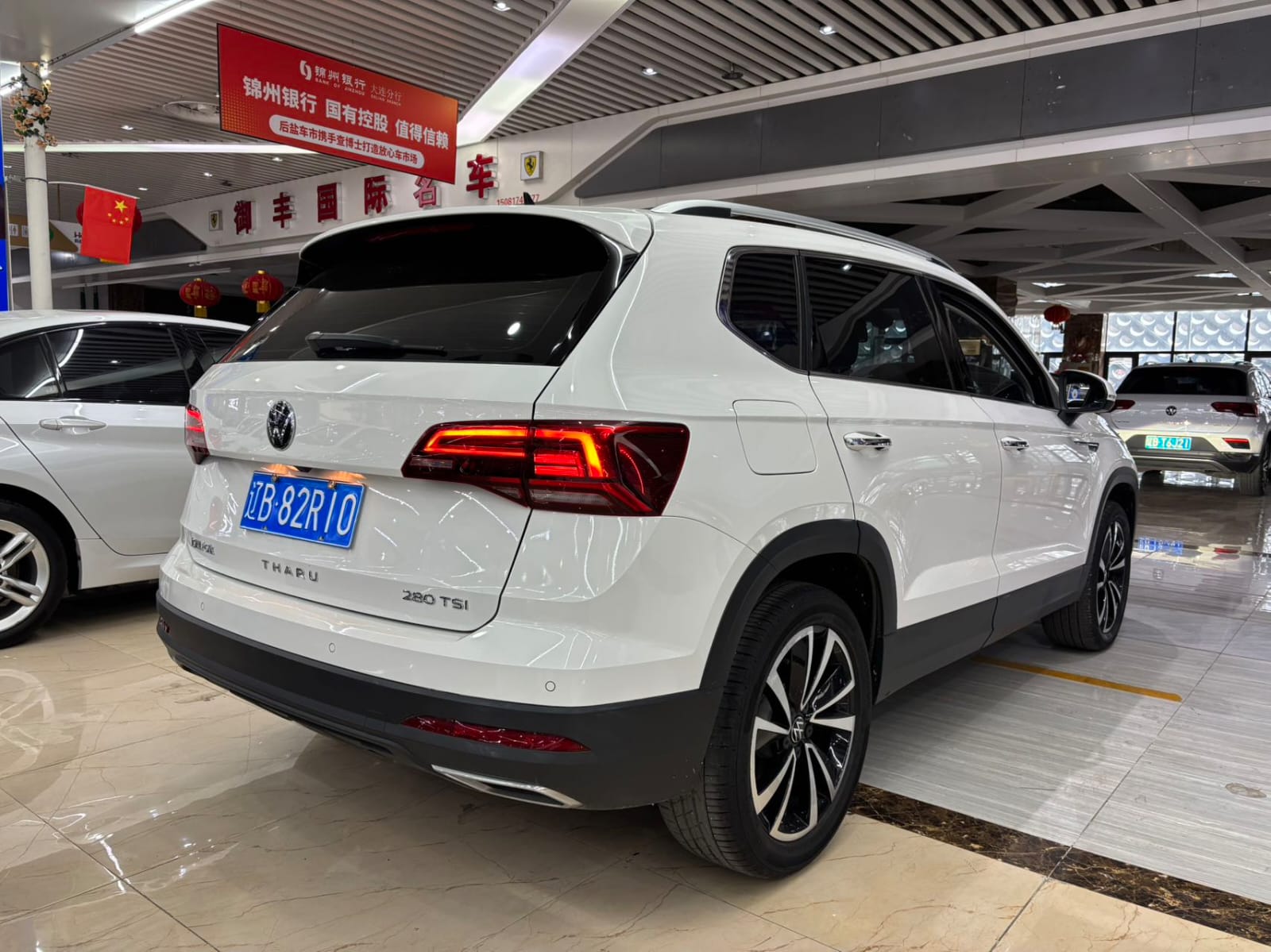 Volkswagen Tharu 280TSI Deluxe Edition