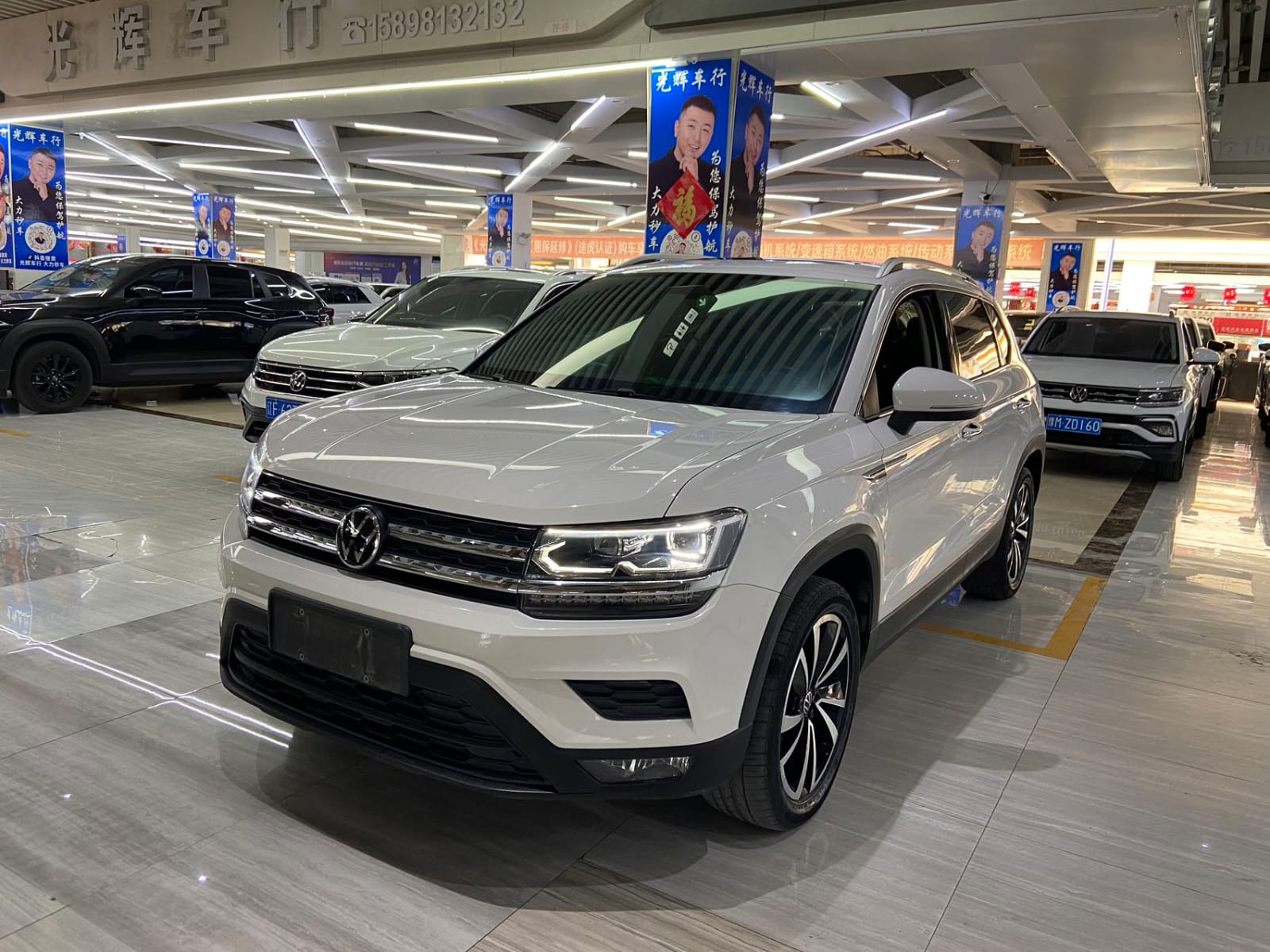 Volkswagen Tharu 280TSI Deluxe Edition