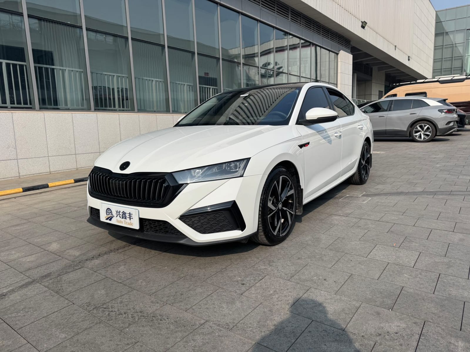 Skoda Octavia Pro 1.4TSI 280 Deluxe Edition