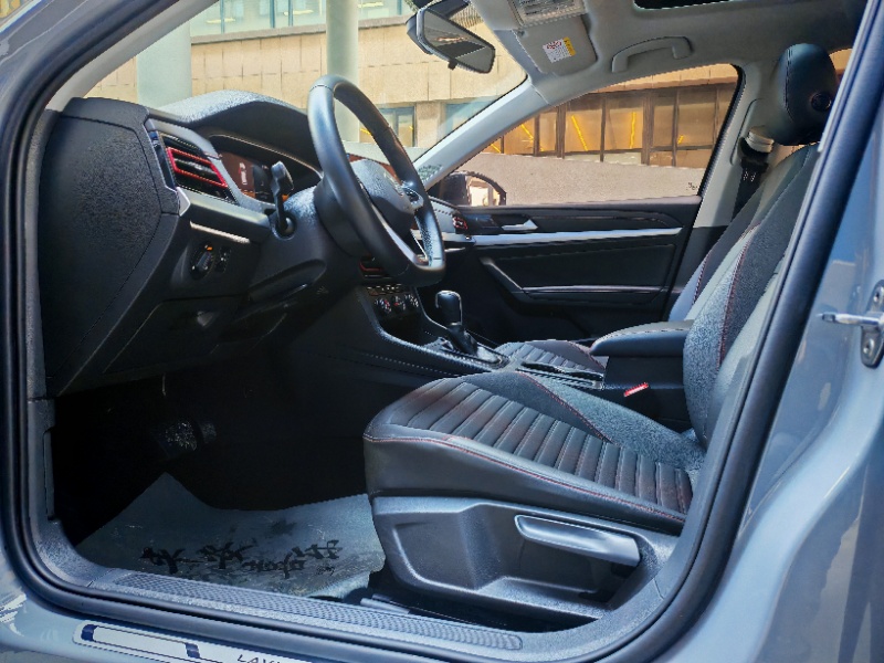 Volkswagen Lavida Starlight Full Edition