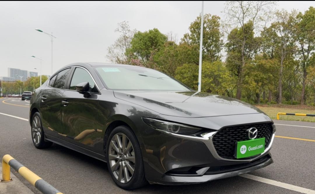 Mazda 3 Axela 2.0L Automatic Quality Edition