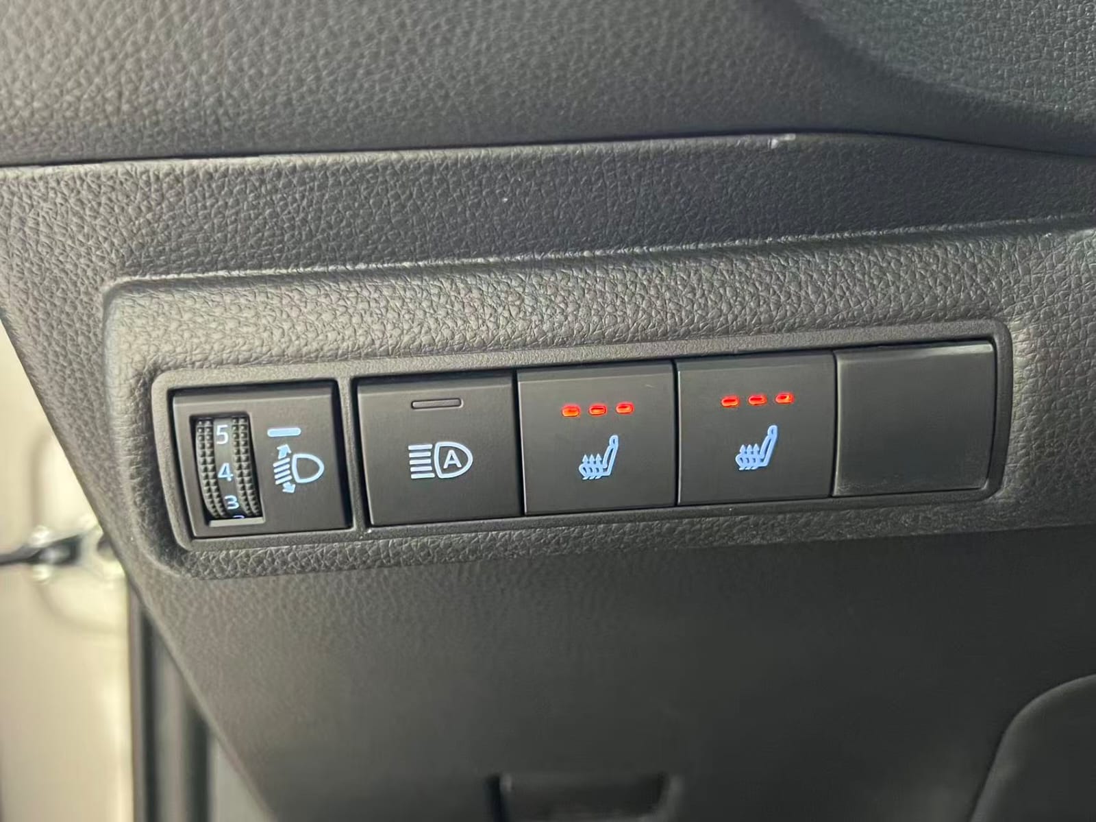 Toyota Corolla TNGA 1.5L CVT Pioneer
