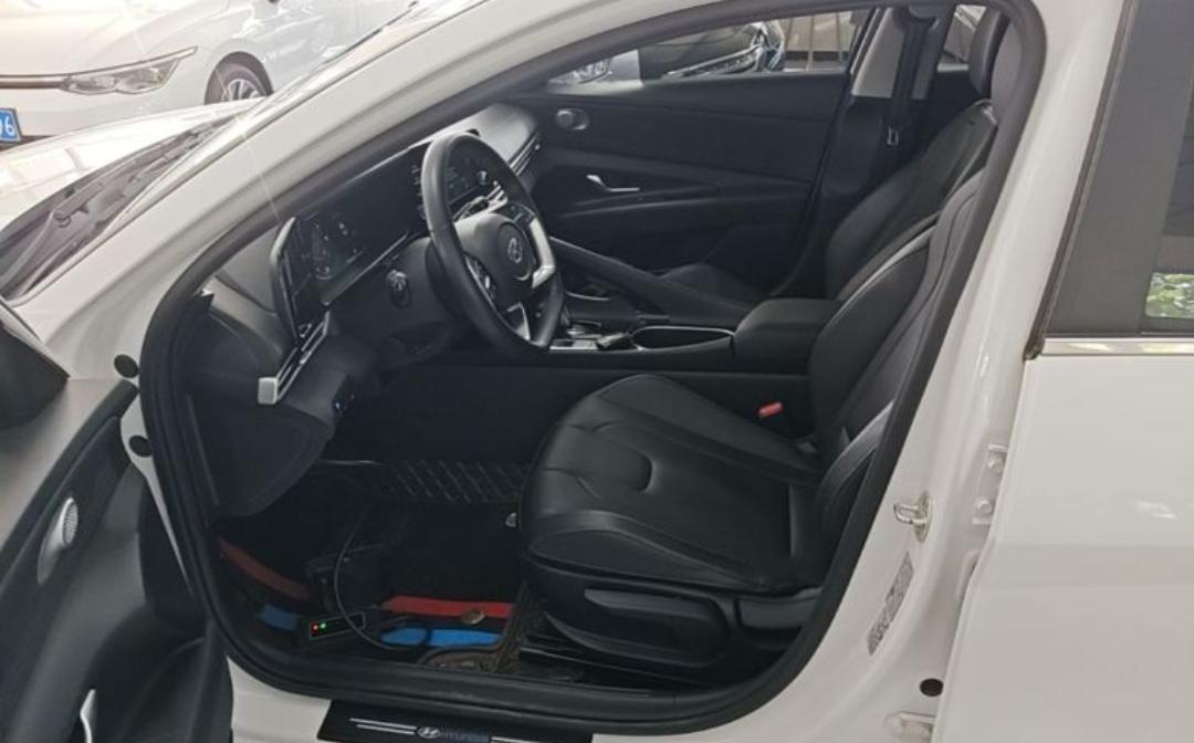 Hyundai Elantra 1.5L CVT GLX Elite Edition