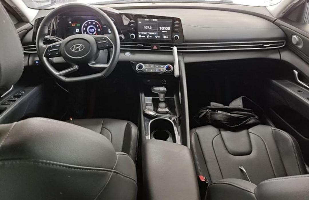 Hyundai Elantra 1.5L CVT GLX Elite Edition