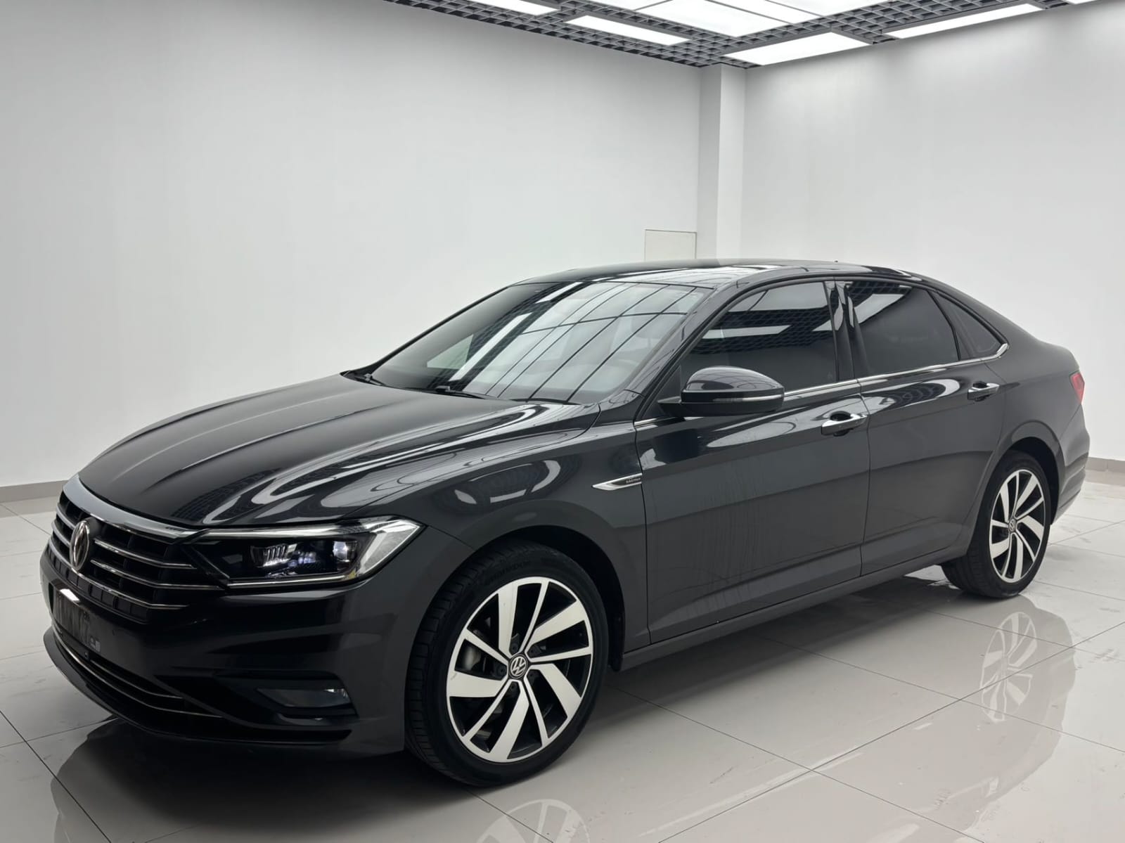 Volkswagen Sagitar 280TSI DSG Premium