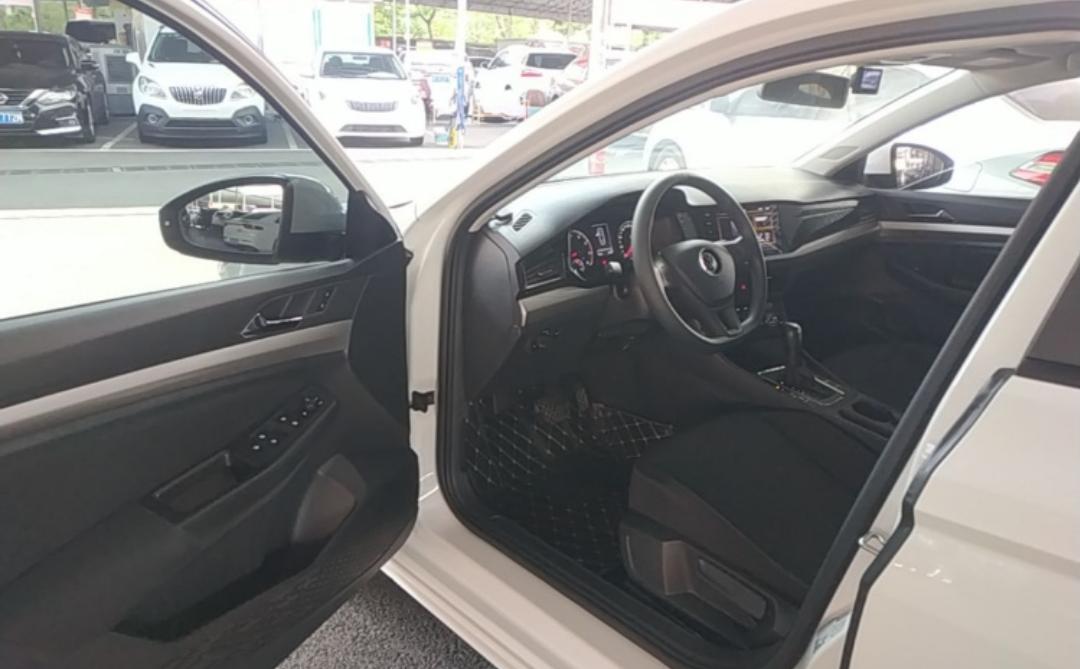 Volkswagen Bora 1.5L Automatic Fashion Edition