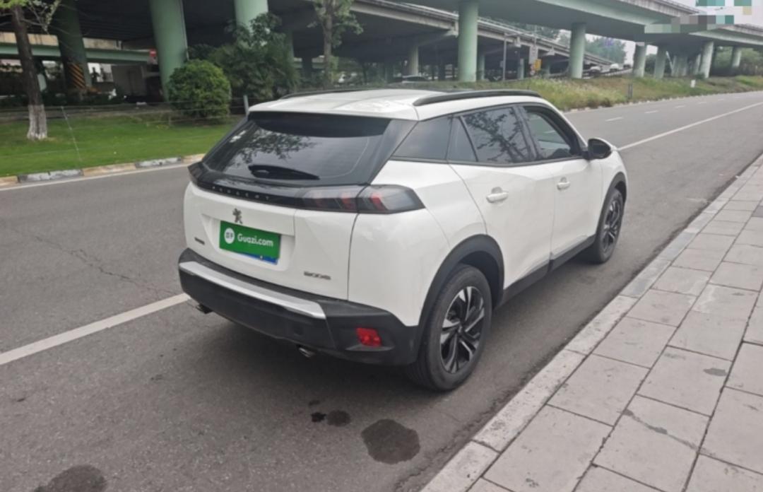 Peugeot 2008 230THPTHE ONE