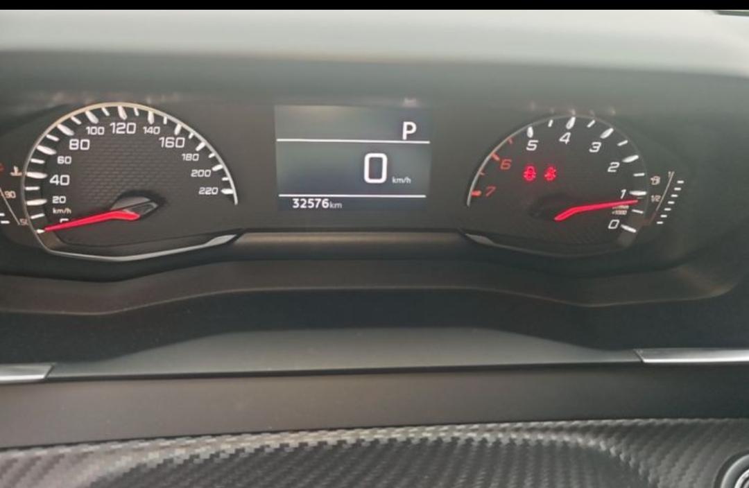 Peugeot 2008 230THPTHE ONE