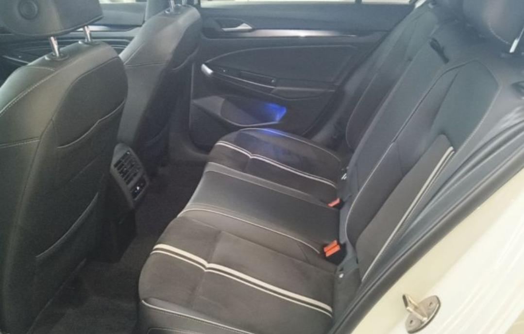 Volkswagen Golf 280TSI DSG R-Line