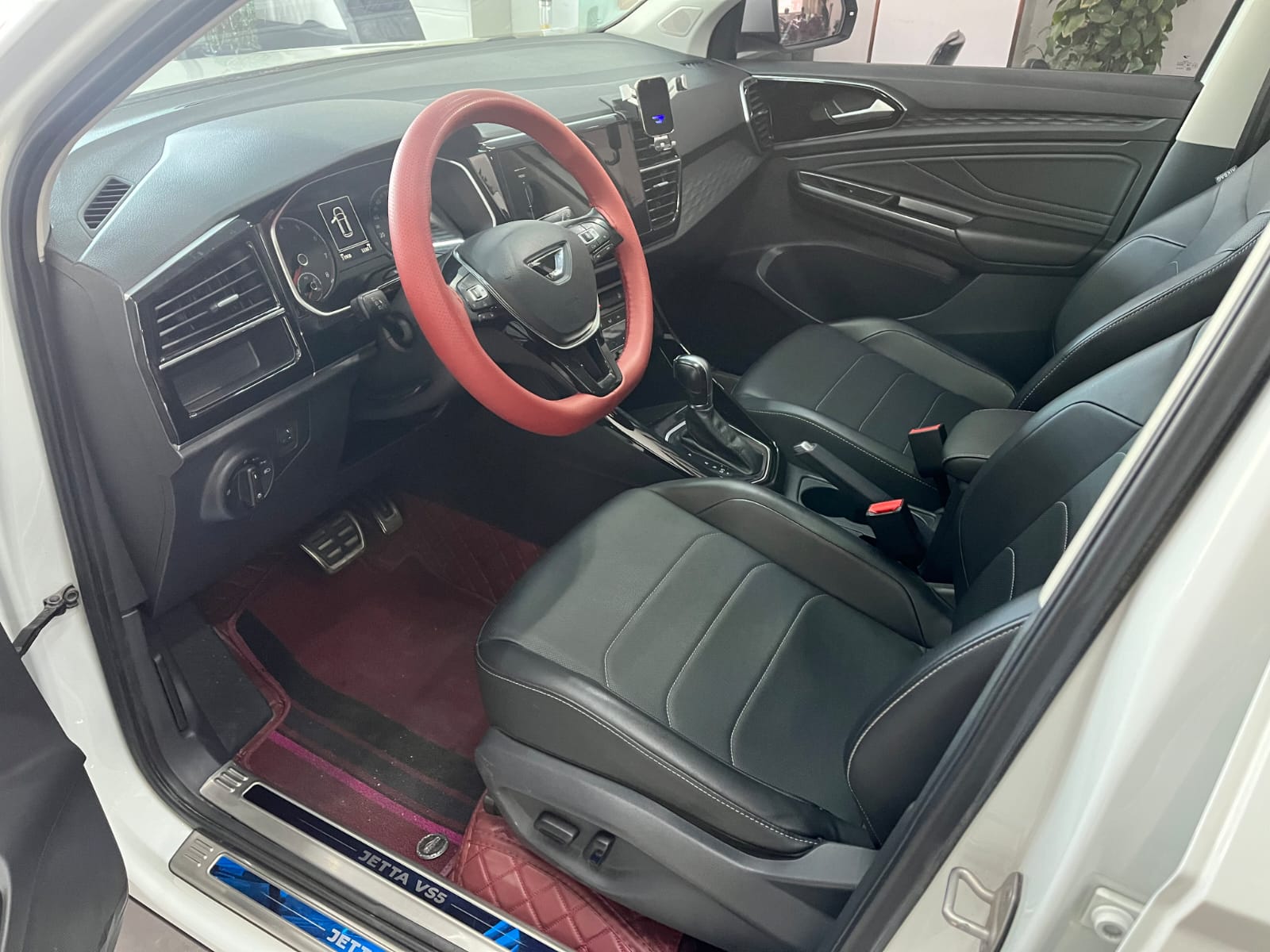Jetta VS5 280TSI DSG Auto Honor