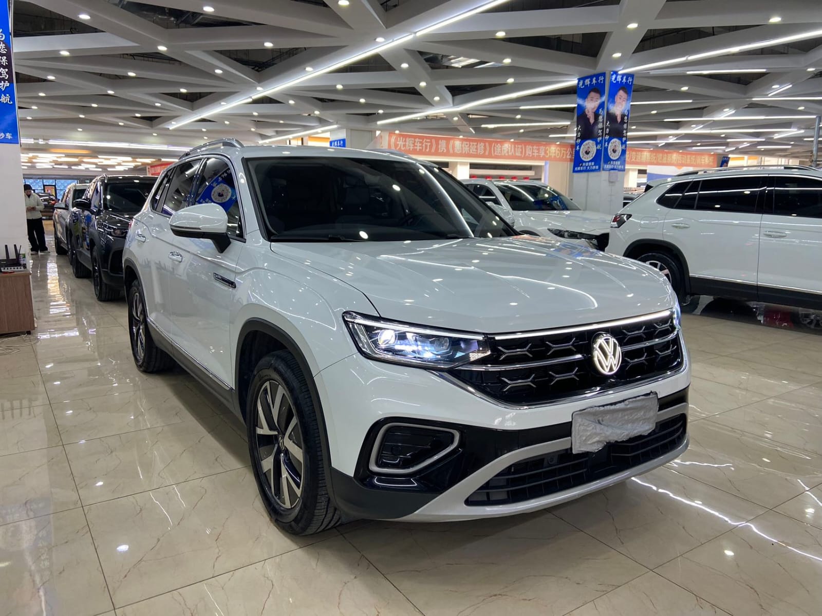 Volkswagen Tayron 280TSI Deluxe PLUS Premium Edition