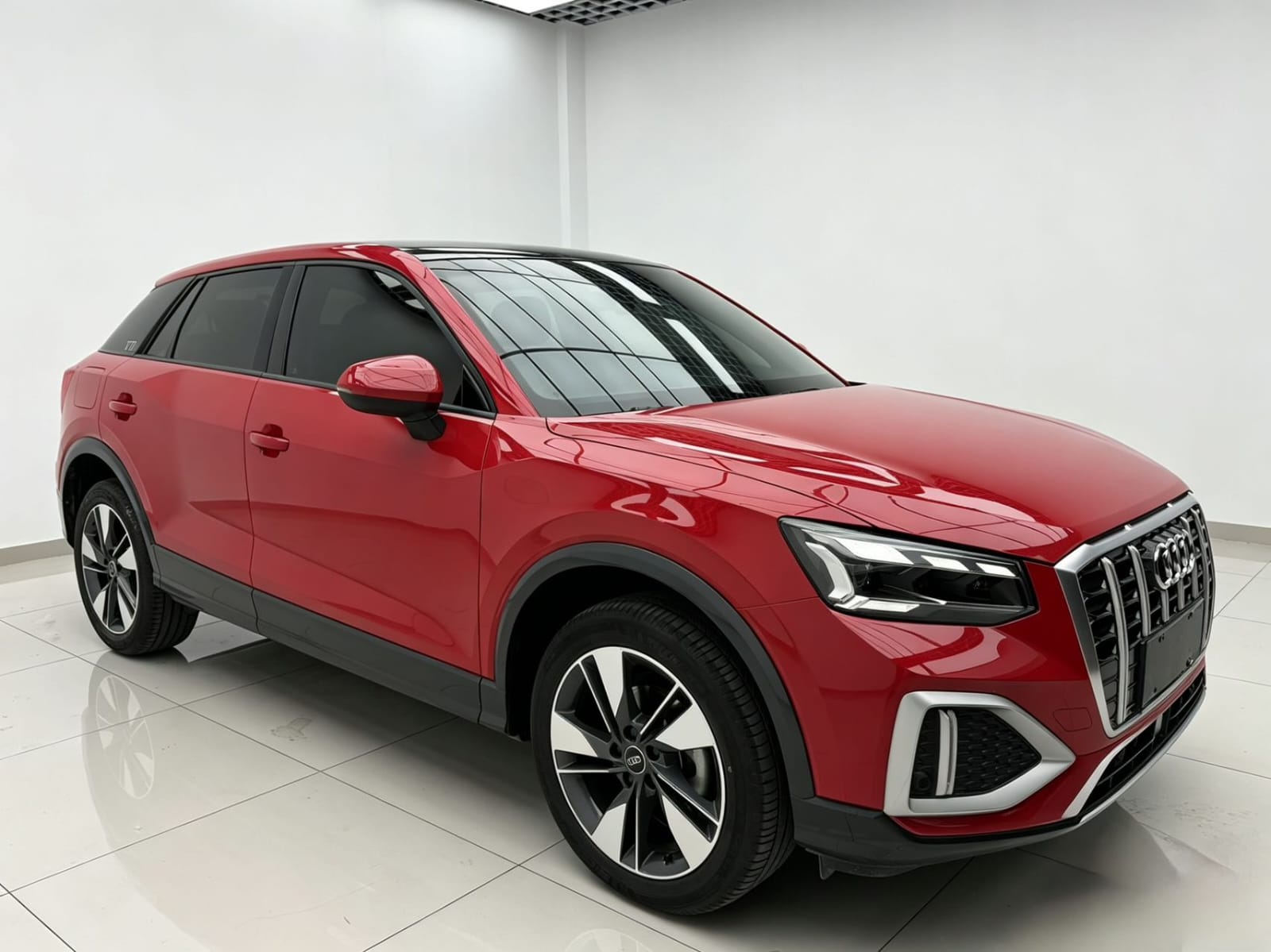Audi Q2L 35 TFSI Elegant Style Edition