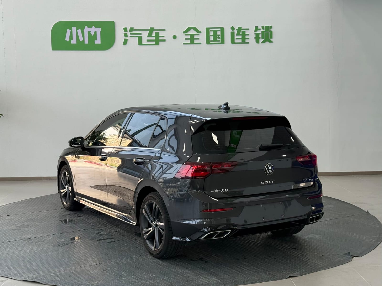 Volkswagen Golf 280TSI DSG R-Line Lite