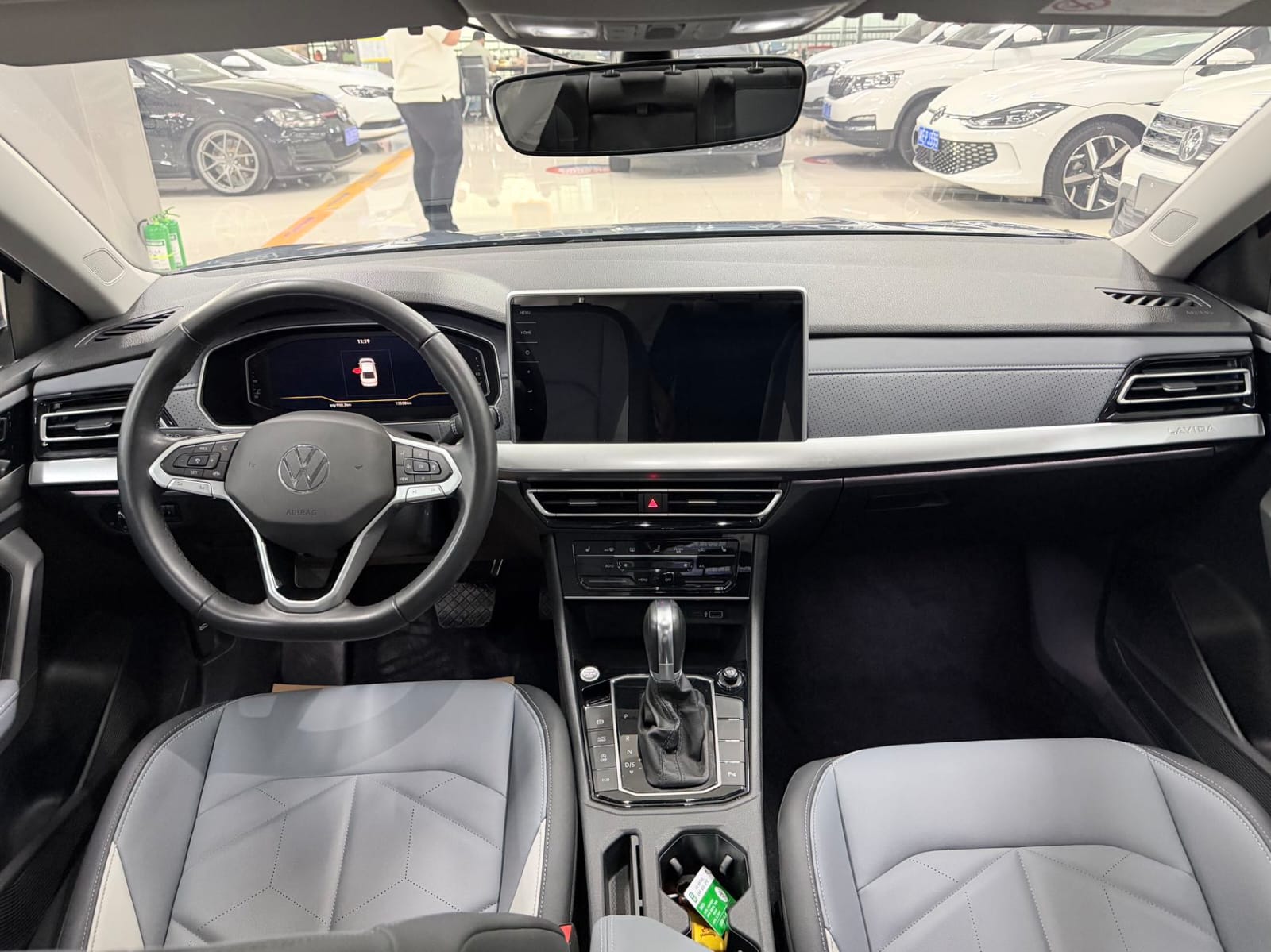 Volkswagen Lavida 280TSI DSG
