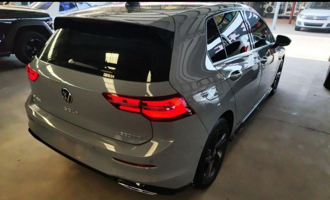Volkswagen Golf 280TSI DSG R