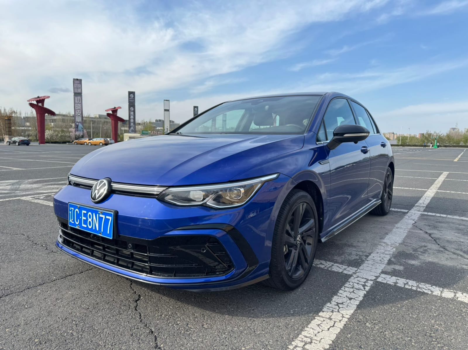 Volkswagen Golf 280TSI DSG R-Line