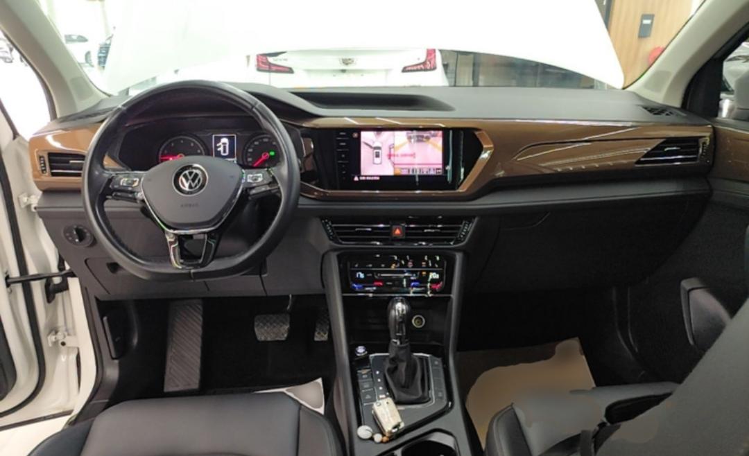 Volkswagen Tharu 280TSI Deluxe Edition PLUS
