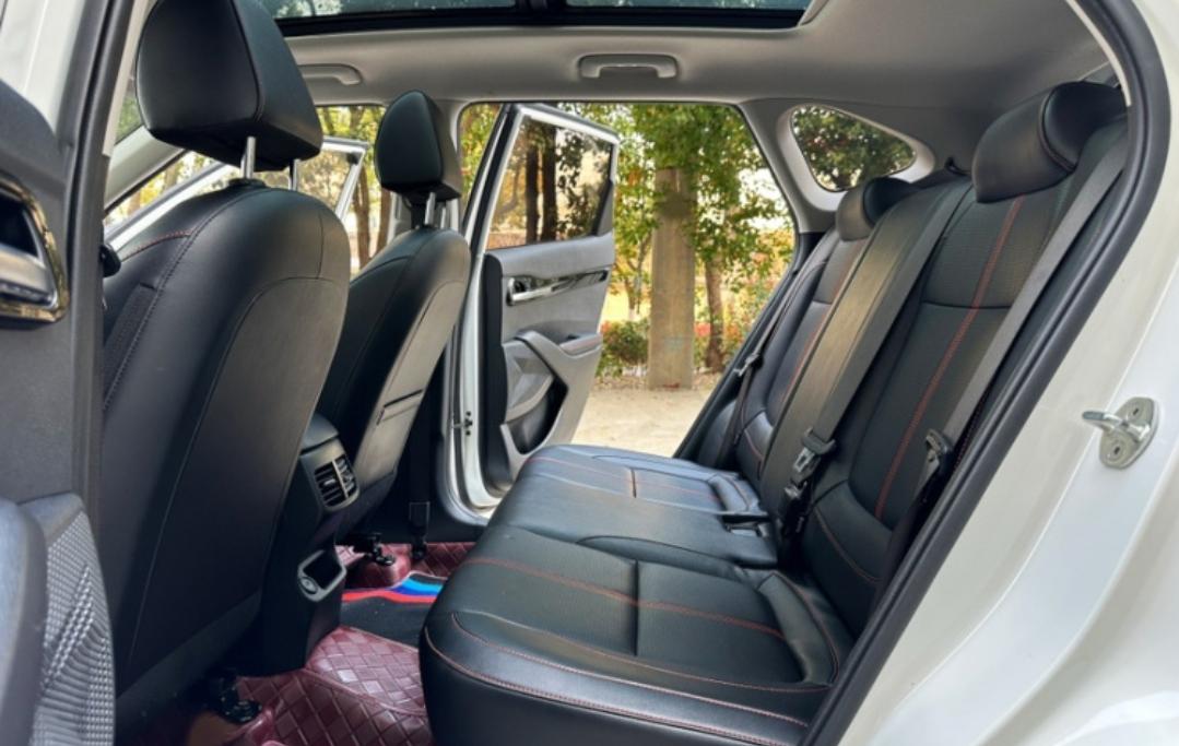 Kia KX3 Pride 1.5L CVT Fashion Edition