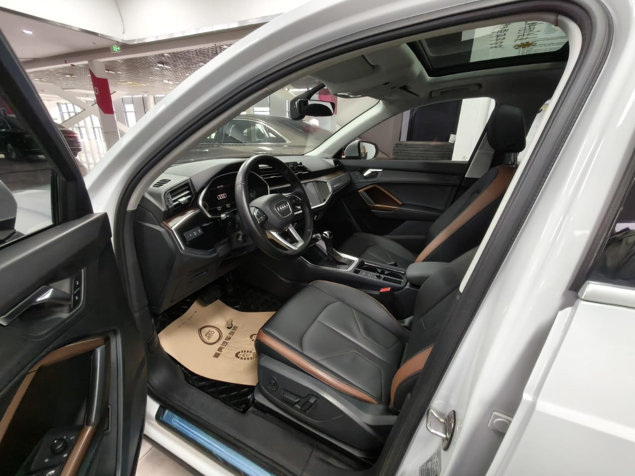 Audi Q3 35 TFSI Stylish &amp; Elegant