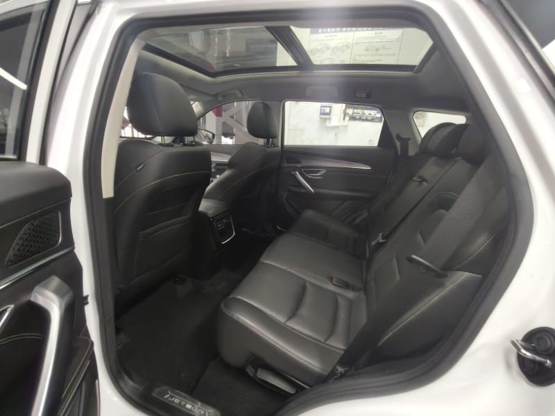 Jetour X70 PLUS 1.5T Mountain PRO