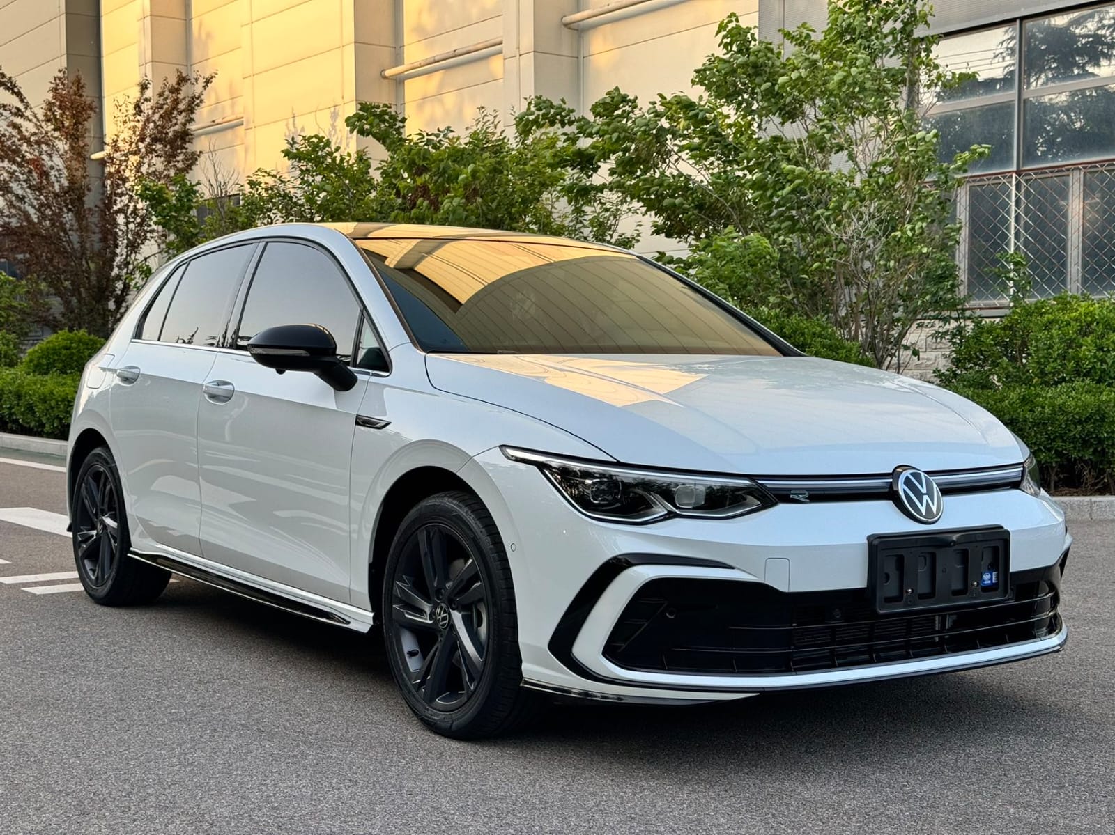 Volkswagen Golf 280TSI DSG R-Line