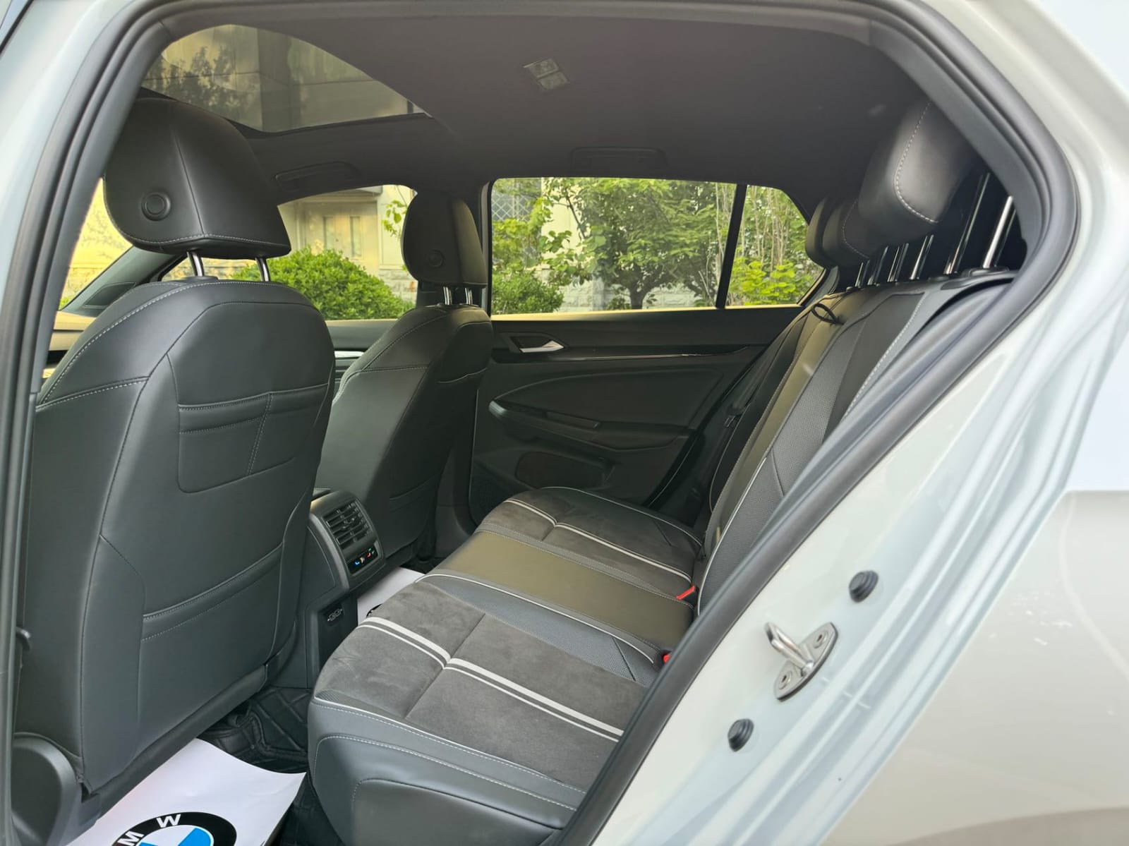 Volkswagen Golf 280TSI DSG R-Line