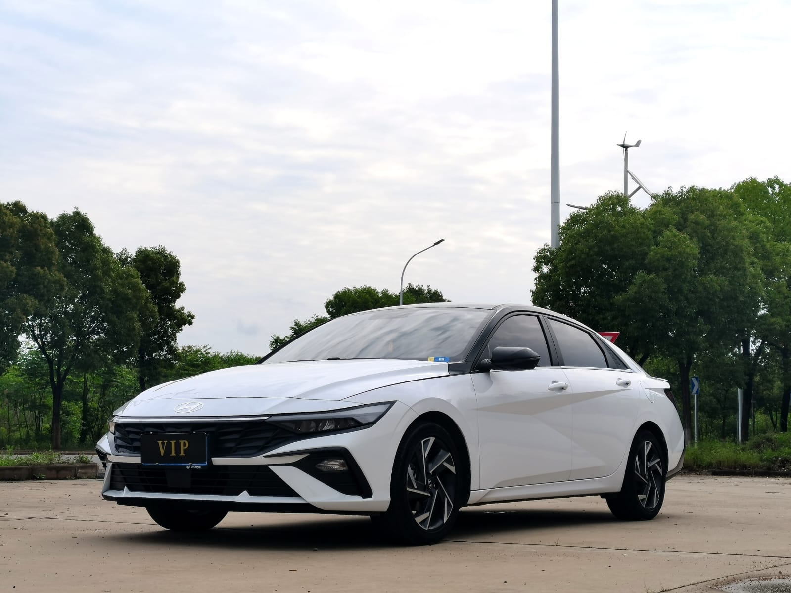 Hyundai Elantra 1.5L CVT GLX Elite Edition