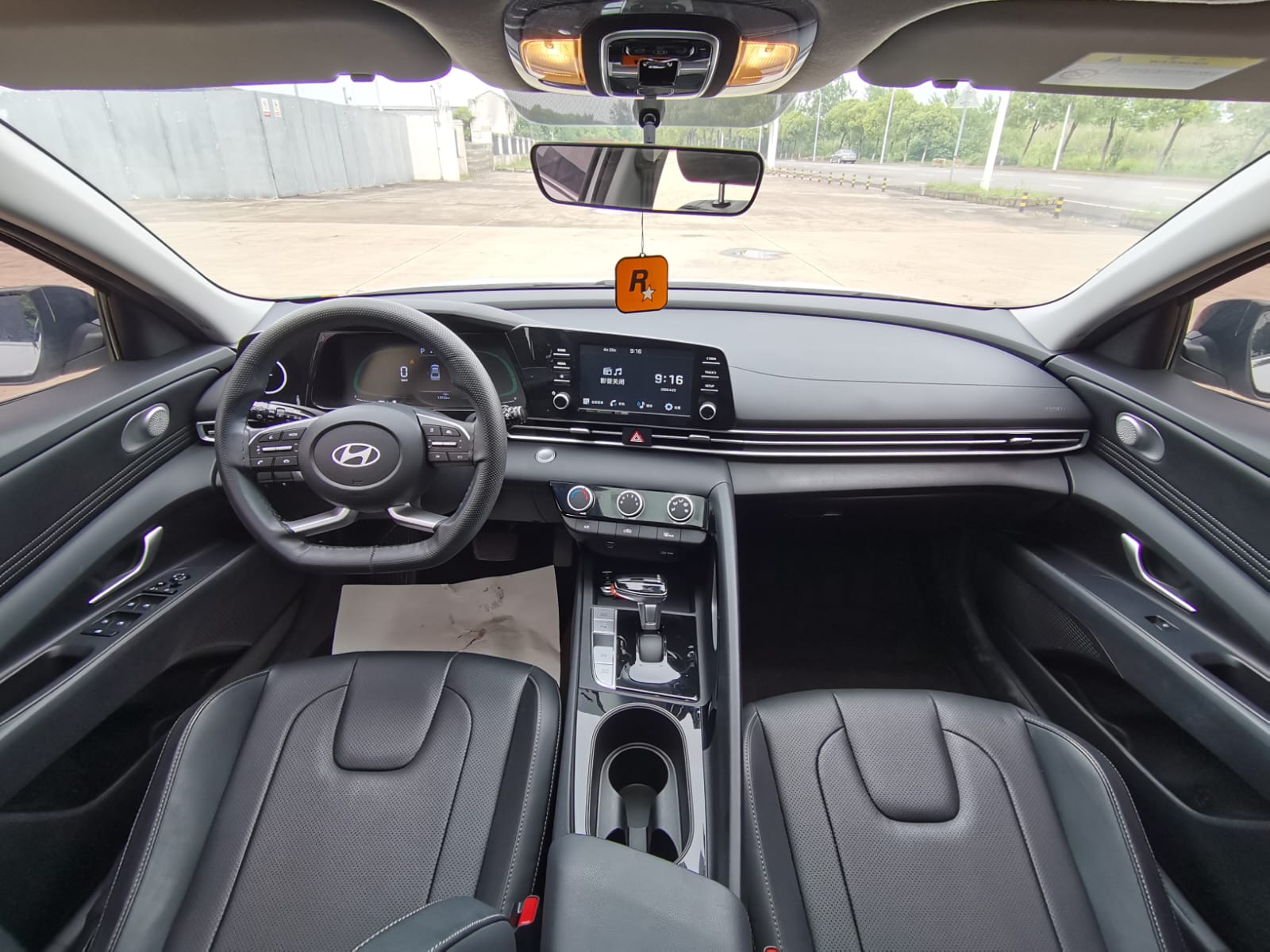 Hyundai Elantra 1.5L CVT GLX Elite Edition