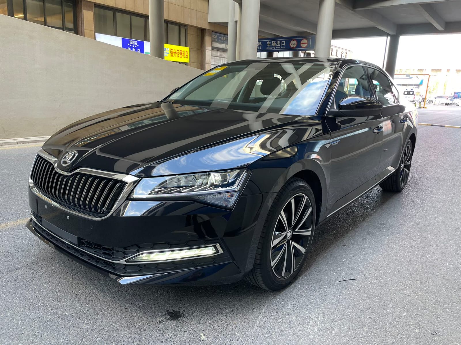 Skoda Superb TSI280 DSG Premium Edition