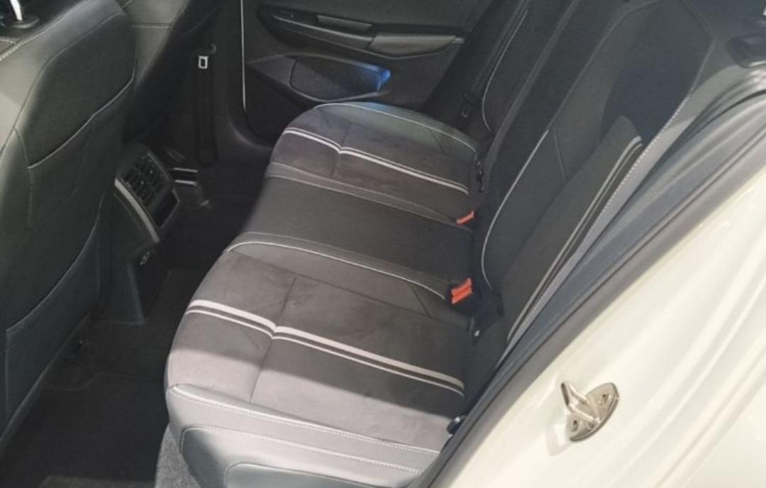 Volkswagen Golf 280TSI DSG R-Line Lite