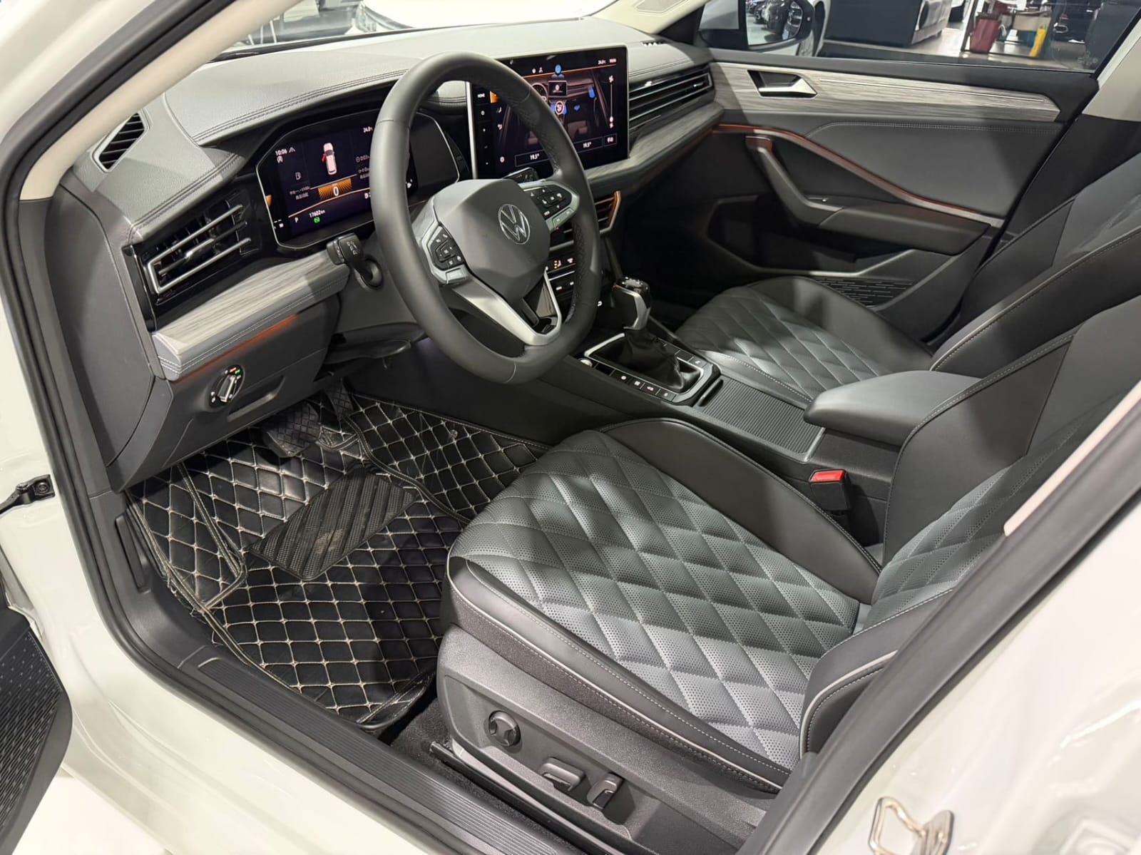 Volkswagen Sagitar 280TSI DSG Beyond Lite Edition