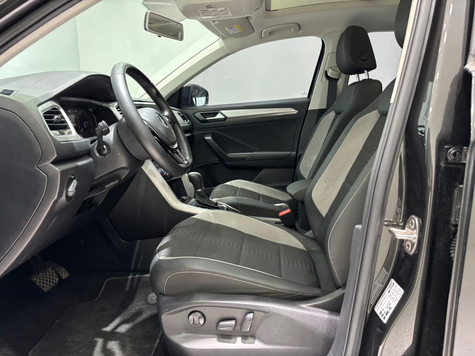 Volkswagen T-ROC Tango 280TSI DSG Comfort Plus Edition