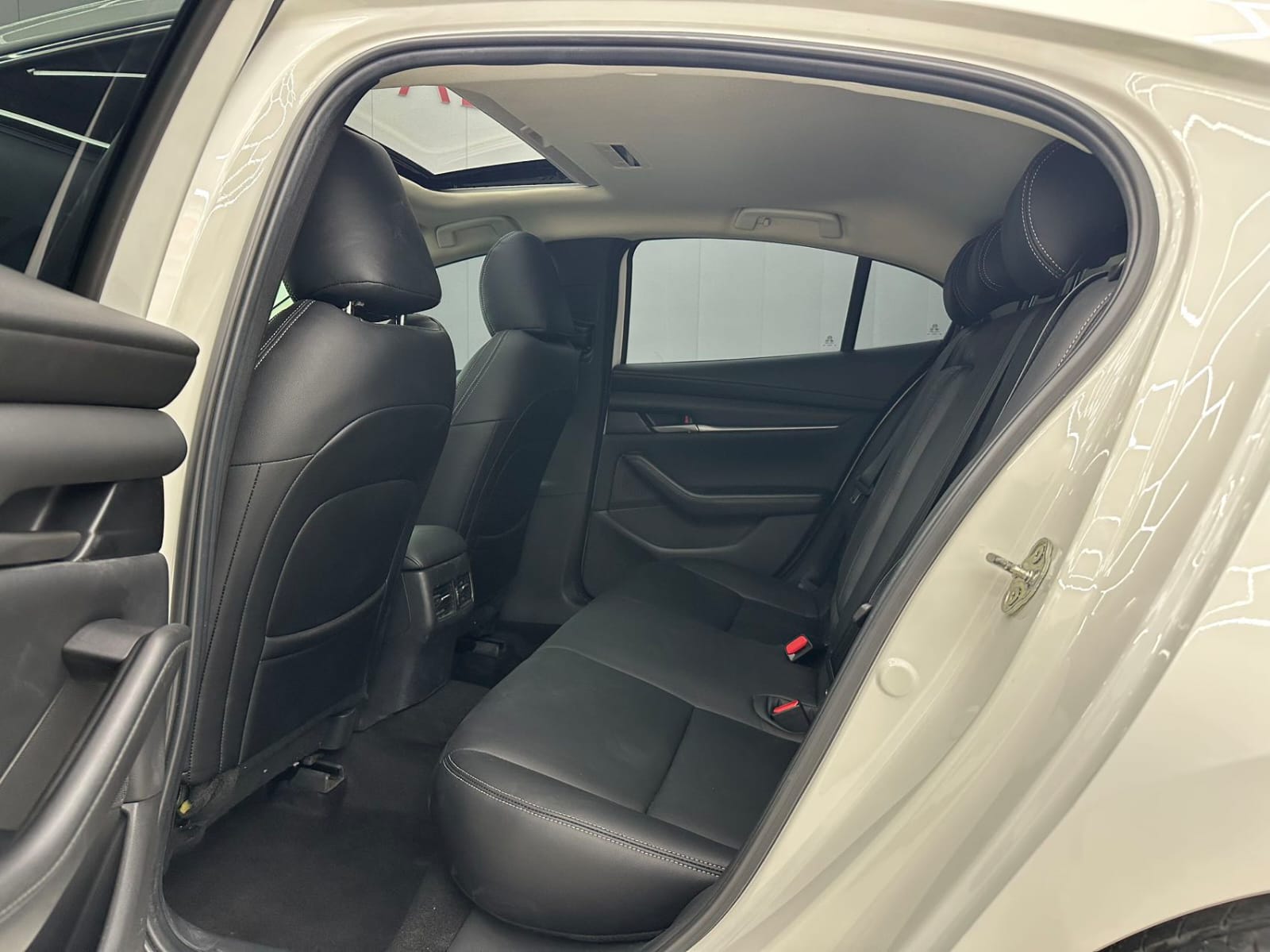 Mazda 3 Axela 1.5L Automatic Edition