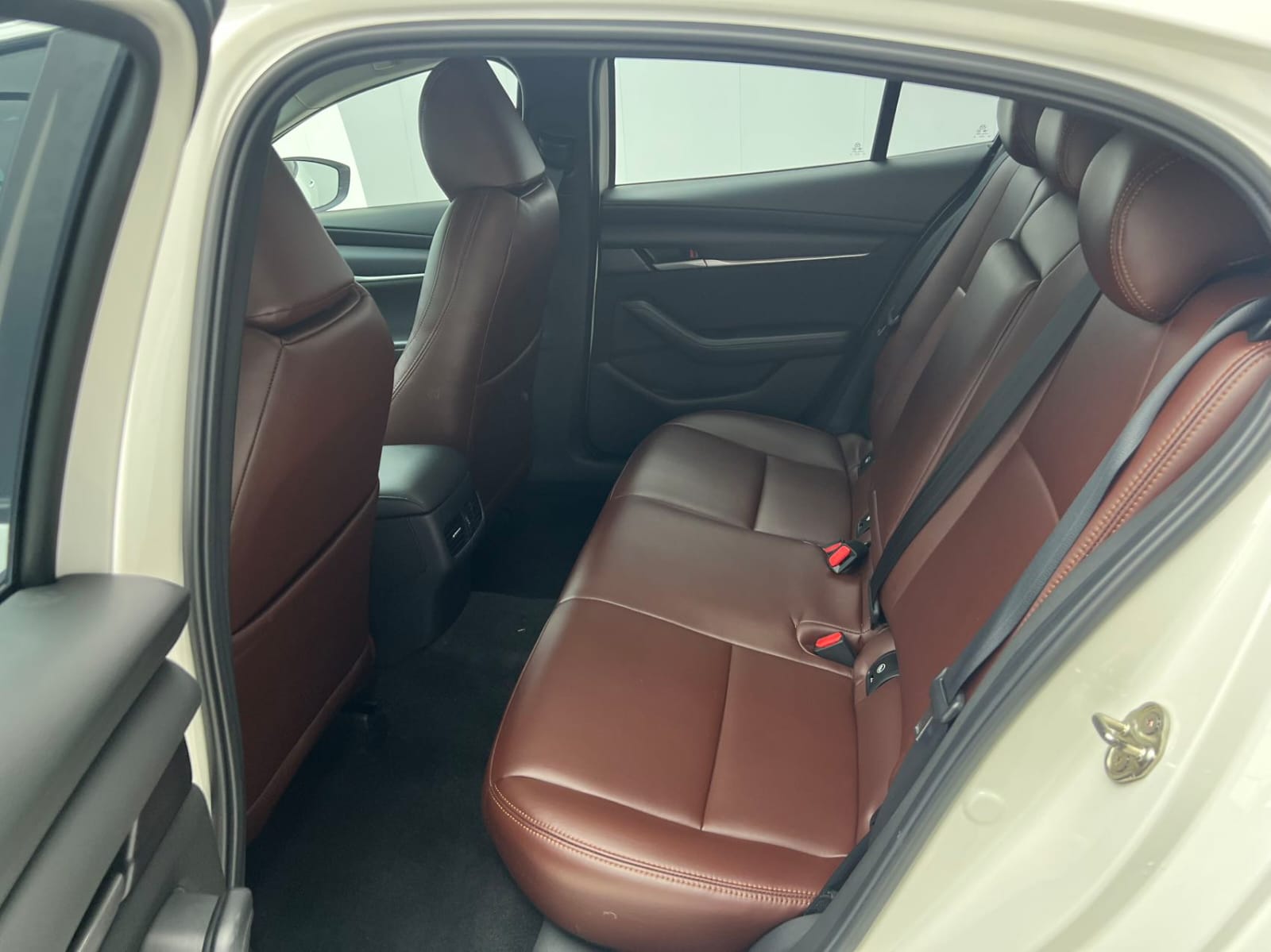 Mazda 3 Axela 2.0L Automatic