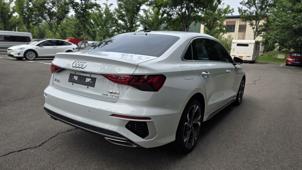 Audi A3L Limousine 35 TFSI