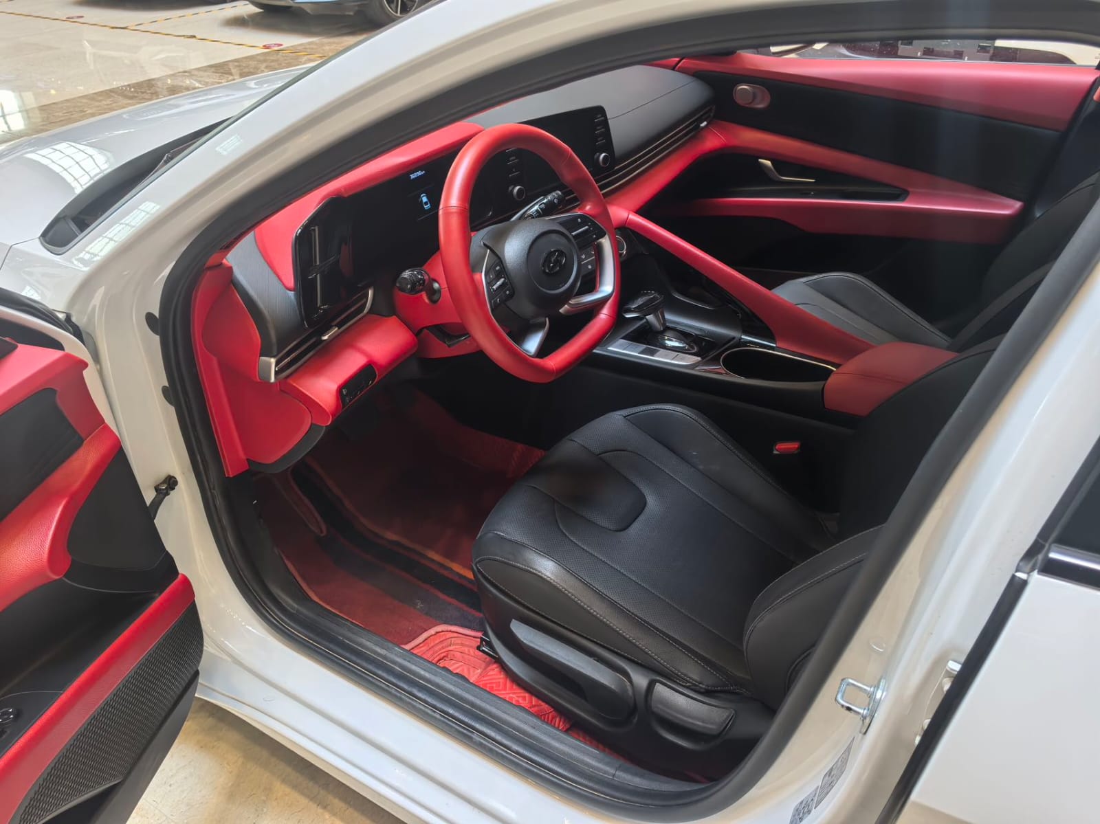 Hyundai Elantra Elite Edition