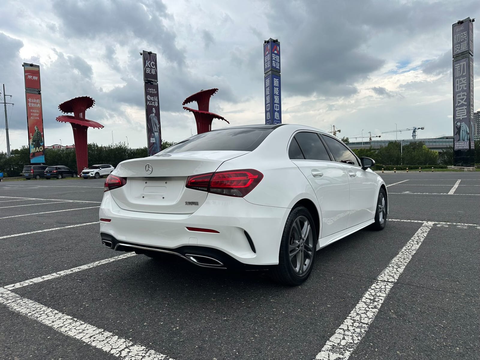 Mercedes-Benz A 180 L Sport Sedan