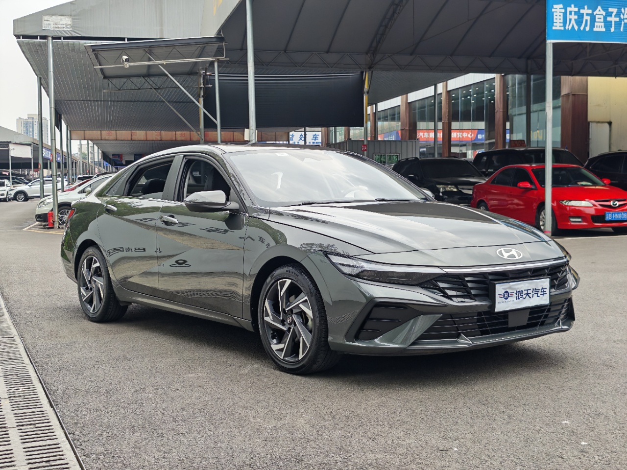 Hyundai Elantra 1.5L LUX Premium
