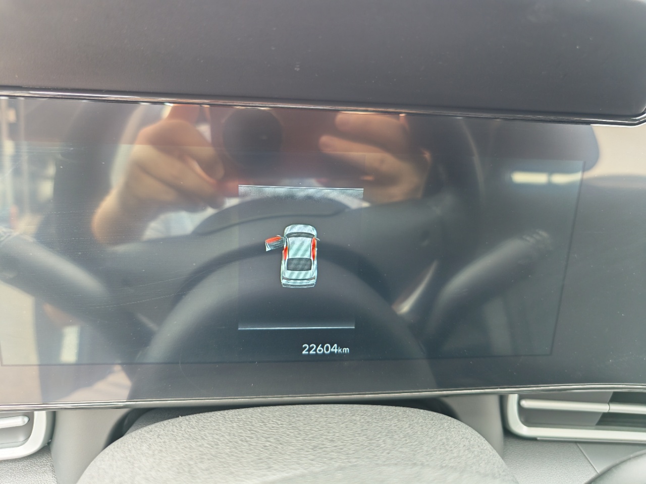 Hyundai Elantra 1.5L LUX Premium