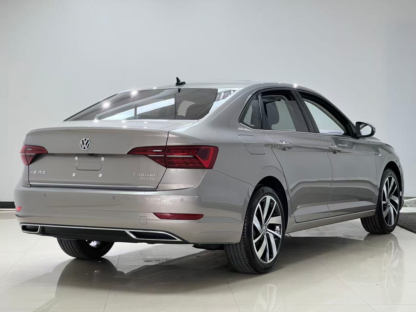 Volkswagen Sagitar 280TSI DSG Premium Edition