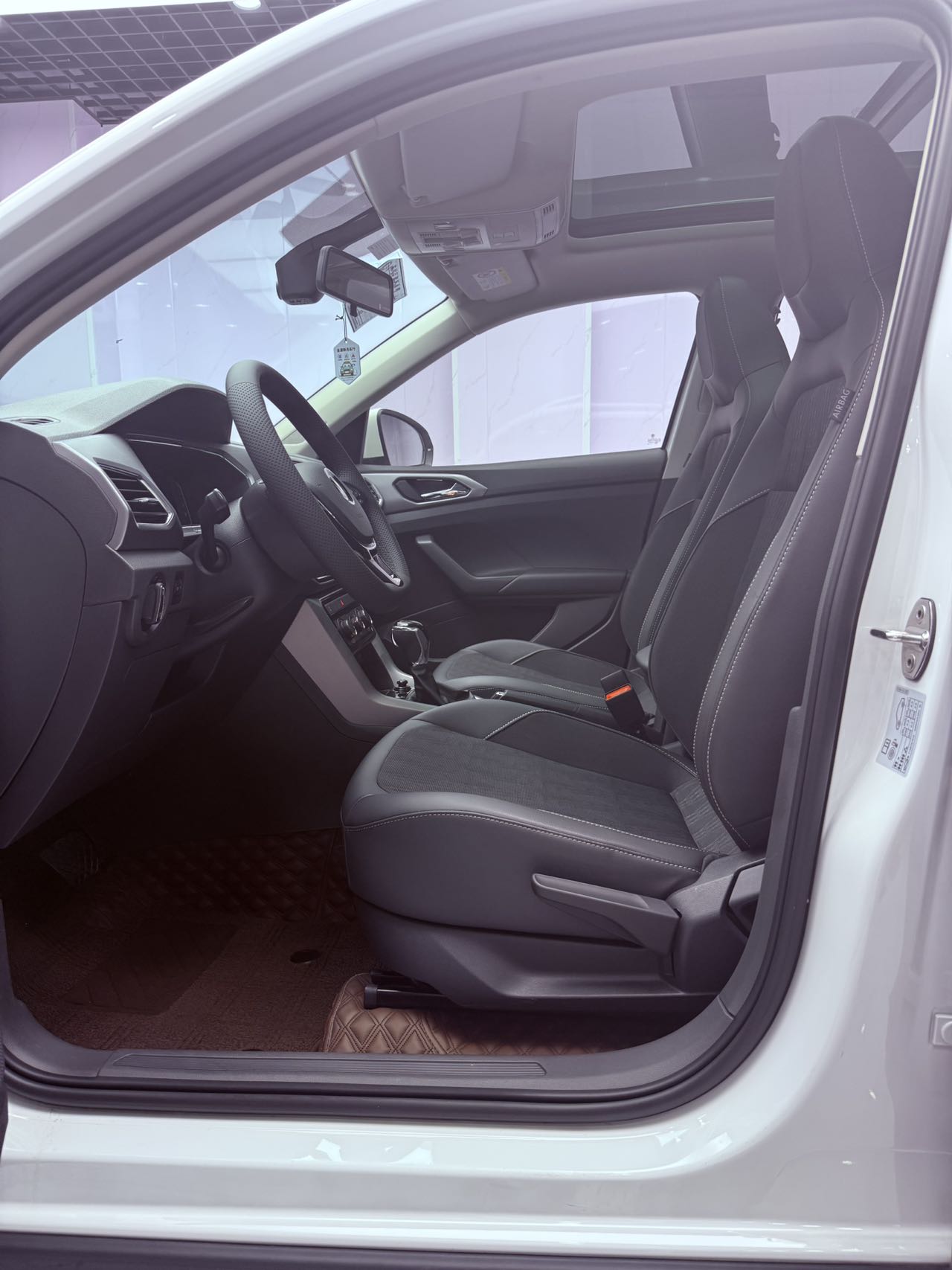 Volkswagen T-Cross 1.5L Comfort Edition