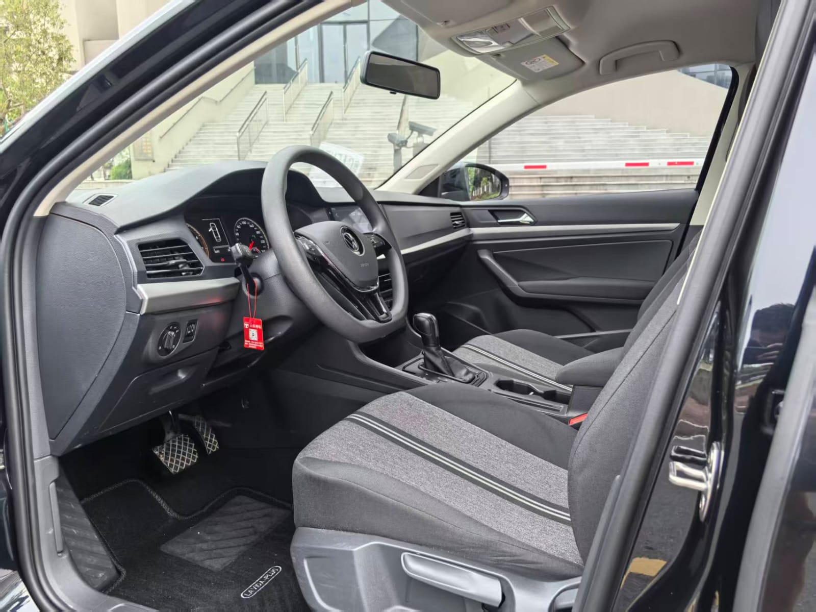 Volkswagen Lavida 1.5L Модная версия