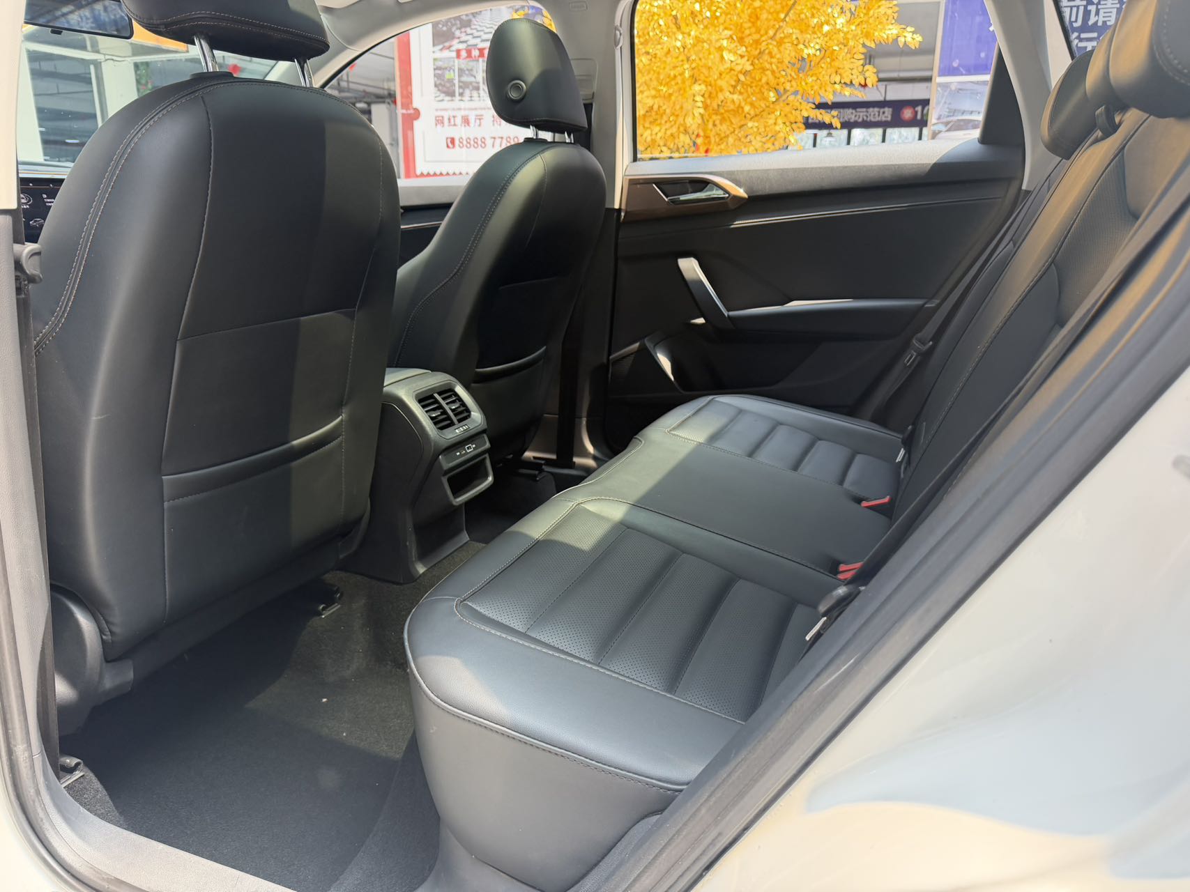 Volkswagen Tharu 1.4T 280TSI